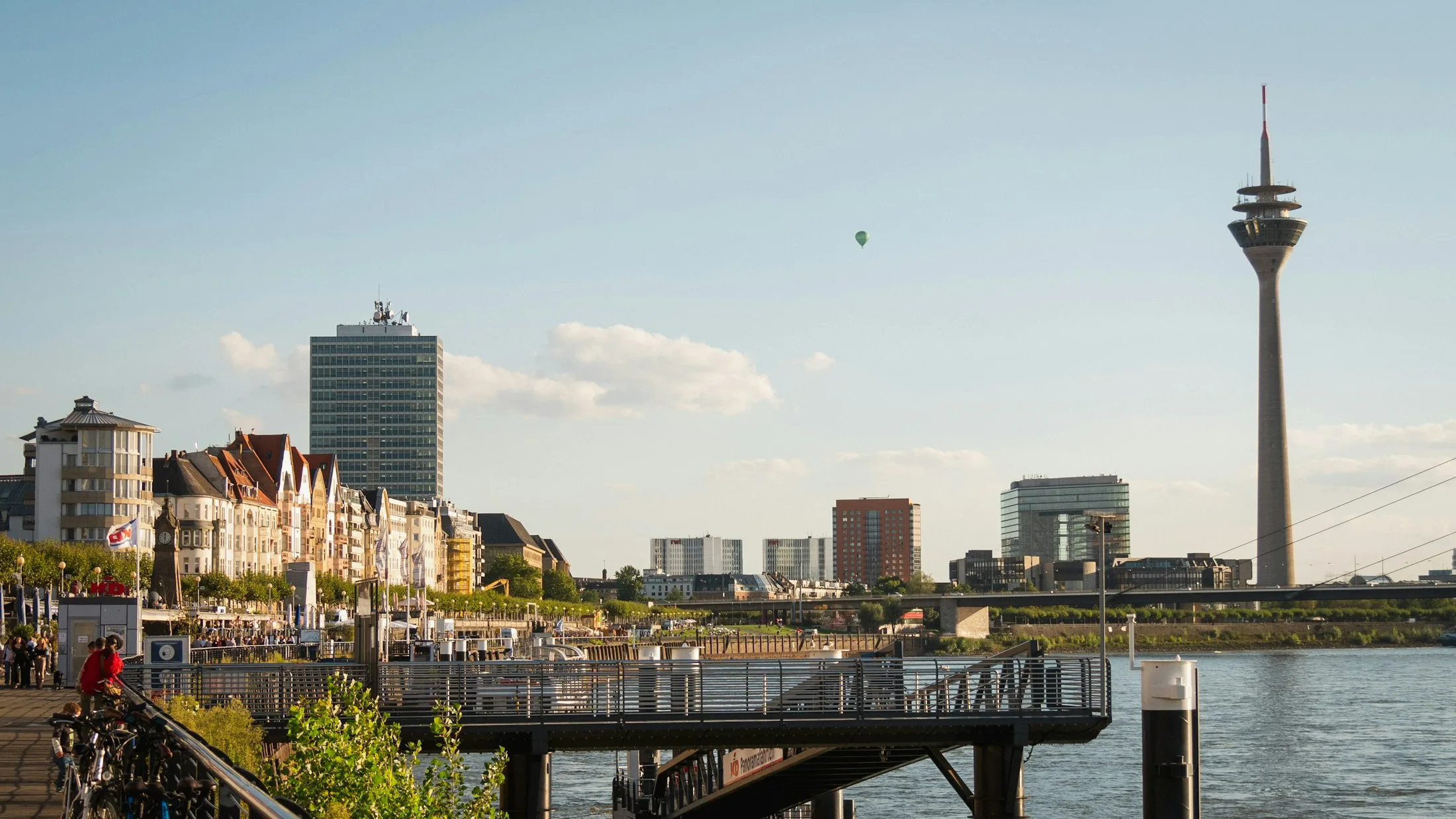 NRW Skyline-Motiv als Hero-Bild für den Leitfaden zur Abiturberechnung